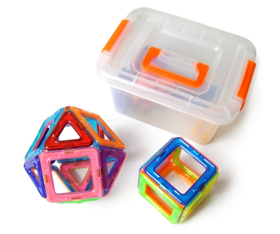 Ігровий набір для конструювання з різними способами з’єднання деталей (магнітнй конструктор, 36 елементів)