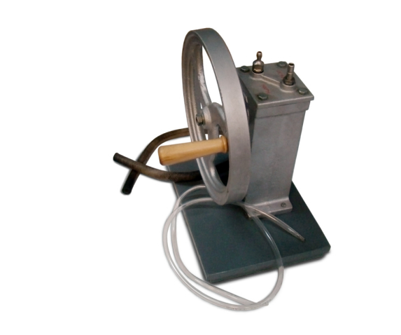 Насос вакуумний механічний