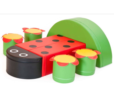 Набір меблів "Божа корівка"