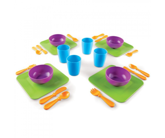 Набір посуду для сервірування